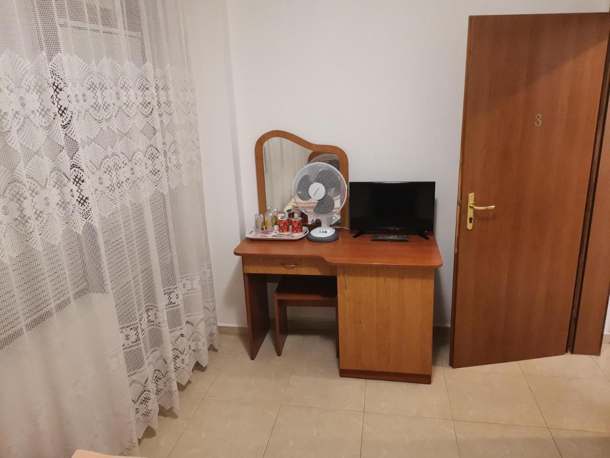 Къща За Гости Кадиеви 프리모르스코 외부 사진